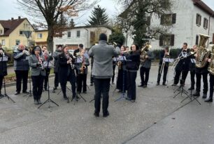 Orchester musizierte beim Volkstrauertag