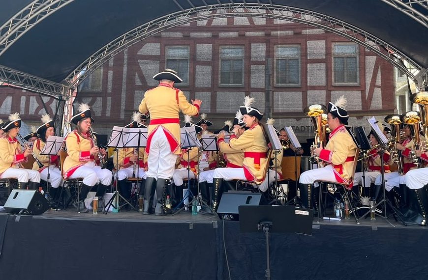 Orchester musizierte am Kerwe-Sonntag